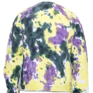 Veste en jean noire délavée sur mesure pour homme, de haute qualité, avec rivets vintage, broderie, poche ornée de strass et motif imprimé au dos, collection automne - Product Image 5