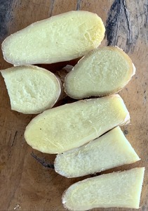 Lavage frais racine de gingembre nouvelle récolte exportation à haute teneur en nutriments du Vietnam taille 100g-150g en gros - Product Image 3