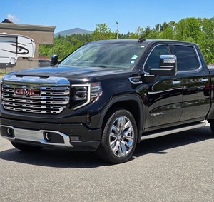 LIMPIO USADO 2024 GMC Sierra 1500 Denali Crew Cab 4WD - Product Image 2