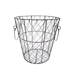 Cesta de alambre de metal ecológica hecha a mano de primera calidad en hierro de alta calidad con diseño elegante de lujo para uso en restaurantes de hoteles en el hogar - Product Image 4