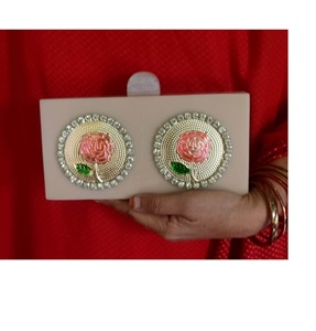 NOUVEAU MODÈLE Pochette artisanale indienne en résine de type personnalisé pour femmes - Product Image 1