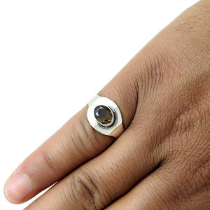 Fournisseur en gros Quartz fumé Gemstone Dainty Ring Bague en argent sterling 925 Dainty Statement Ring Cadeau parfait pour elle Bijoux OEM - Product Image 4