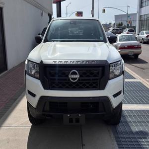 Nissan Frontier SL 1 2024 USADO EN BUEN ESTADO - Product Image 1