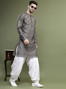 Nouveau designer indien et pakistanais vêtements ethniques pour hommes ensembles de pyjama Kurta pour mariage et festival porter au prix de gros - Product Image 2