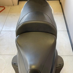 Motocicleta de Gasolina PIAGGIO BEVERLY 500 - Product Image 3