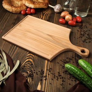 Planche à découper en bois unique avec bords lisses pour servir des fruits au fromage, du pain et des repas spéciaux - Product Image 3