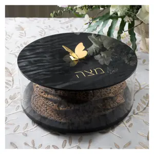 Zwart Acryl Matzah Box Magnetische Sluiting Lucite Judaica Passover Houder Case Met Messing Vlinder Knop