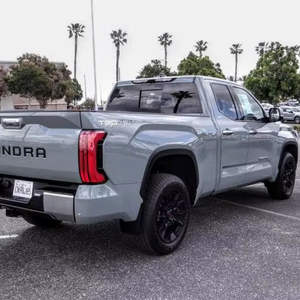 Oferta de Descuento Toyota Tundra Limited 2023 Camioneta Usada de Bajo Kilometraje - Product Image 1