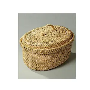 Плетеная корзина из ротанга для пикника