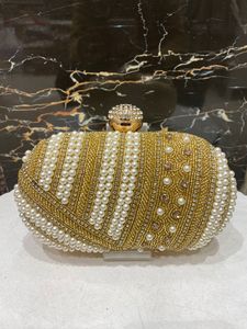 Embrayages magnifiques de travail perlés et filetés de bonne qualité pour les célébrations d'événements et les cadeaux disponibles à un prix raisonnable - Product Image 3