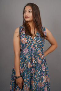 Robe maxi en coton imprimée à la main, motif floral, fabrication artisanale, saison été et automne, méthode de tissage non tissé - Product Image 4
