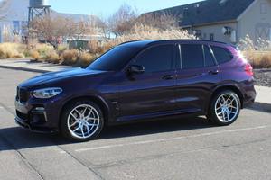 Auto Usado Premium 2018 BMW X3 M40i Turbo de 6 Cilindros, Tracción en las Cuatro Ruedas, Envoltura Exterior en Morado Medianoche - Product Image 6