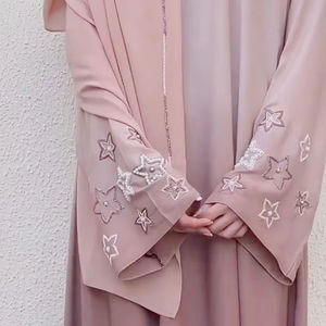Robe élégante modeste brodée à la main pour femmes vêtements de fête étoile travail à la main Abayas robes formelles traditionnelles de Dubaï tissu respirant - Product Image 1