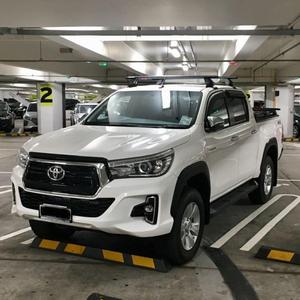 Para Hilux 2021 Euro IV Asientos de cuero Faros LED Mejor precio Bastante usado Conducción a la derecha Velocidad máxima - Product Image 1