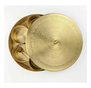 Boîte à épices en laiton de qualité supérieure avec couvercle et 7 récipients Boîte à épices traditionnelle en métal en laiton - Product Image 3