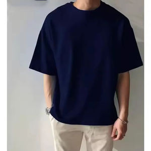 T-shirt longue longueur 100% coton pour hommes de haute qualité Logo personnalisé imprimé tissu tricoté respirant et lourd directement de l'usine - Product Image 2