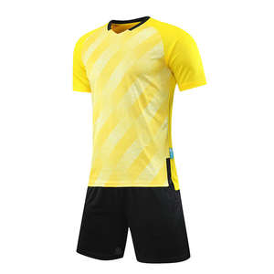 Uniforme de fútbol sublimado personalizado de primera calidad, kit de entrenamiento para jóvenes y hombres, ropa de fútbol de primera calidad para niños y equipos - Product Image 6
