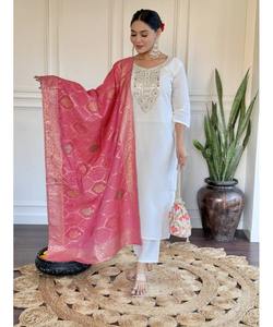 Magnifique Kaftan Kurta Kurti vintage en coton long jusqu'au sol, vêtements pour femmes du Pakistan, vente en gros, cousu, boutique, costume de fête de l'Aïd - Product Image 2