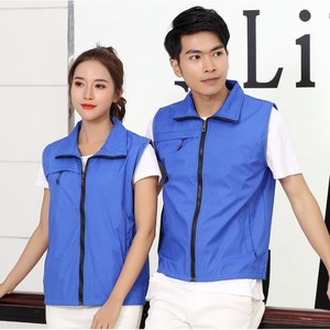 เสื้อกั๊กโพลีเอสเตอร์กันน้ำพิมพ์โลโก้ตามสั่ง สำหรับงานส่งเสริมการขาย - Product Image 1