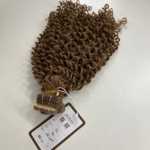 Venta al por mayor de extensiones de cabello Remy rizado profundo de 22 pulgadas con cinta en el cabello humano de alta calidad que mejora la belleza - Product Image 4