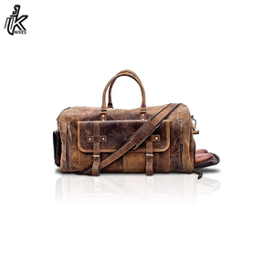 Sacs de voyage en cuir best-seller pour hommes, sacs de voyage en cuir de qualité supérieure, taille cabine, unisexe, en vente - Product Image 4