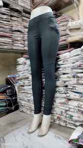 ซื้อเลกกิ้งสตรีที่มีคุณภาพมาตรฐานสีพื้นสไตล์สวมใส่พอดีกับผู้หญิงเลกกิ้งสำหรับขายโดยผู้ส่งออก - Product Image 2