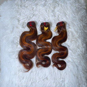 Cheveux bouclés à la mode tenant des boucles longues qualité supérieure extensions de cheveux bruts purs non transformés tisse des perruques frontales - Product Image 4