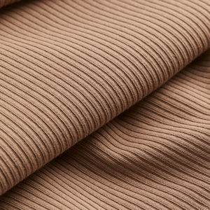 เสื้อยืดพิมพ์ลายพัฟปุ่มตกแต่งโลโก้สำหรับผู้หญิงเสื้อยืดเพาะกายฟิตเนสยิมออกแบบได้ตามต้องการ - Product Image 5