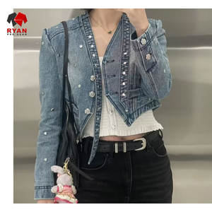 Veste en jean pour femme de haute qualité avec un denim à lavage doux, manches longues et un design décontracté tendance - Product Image 5