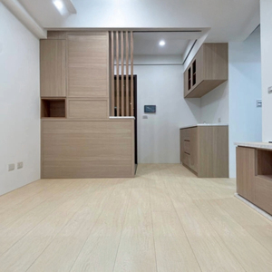 พื้นไม้ถ่าน4V ที่เป็นมิตรกับสิ่งแวดล้อม | แกนต้นสน F1 | ปลอดสารพิษและกันน้ำ - Product Image 2