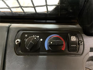 รถดันดินตีนตะขาบ Caterpillar D4K2 LGP ปี 2015 พร้อมปั๊มและเครื่องยนต์ประสิทธิภาพสูงสำหรับงานก่อสร้าง - Product Image 2