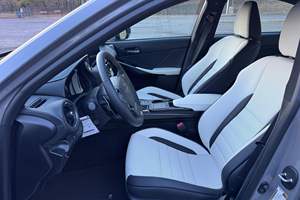 Lexus IS 500 F Sport 2025 SUPER LIMPIO, LISTO PARA ENVIAR - Product Image 5