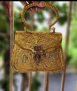 กระเป๋าโลหะขัดเงาของผู้หญิงกระเป๋าคลัทช์สีเงินจากเยอรมันกระเป๋าถือขนาดเล็กสำหรับผู้หญิง - Product Image 5