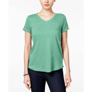 T-shirt da donna Style & Co con scollo a V e tasche, in jersey di cotone traspirante, vestibilità slim, graziosa, dalla XS alla XL, colore menta, lunghezza corta - Product Image 1