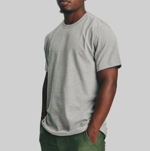 เสื้อยืดผ้าฝ้าย100% สีเทาคอกลมแบบลำลองผ้าเจอร์ซีย์เนื้อนุ่ม180กรัมมีโลโก้ตามสั่ง - Product Image 4