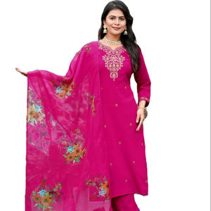 Kurti Moderno de Rayón Viscosa Pesado Estilo Maharashtra con Estampado Digital y Borde Recto para Uso Diario y Fiestas de Oficina - Product Image 1