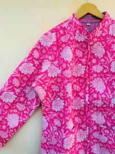 Chaqueta Acolchada Corta Vintage con Estampado Floral Bohemio para Mujer, Tejido de Algodón Indio, Diseño Acolchado Único, Regalo - Product Image 2