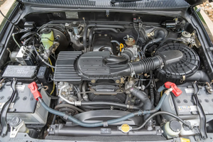 LISTO PARA CONDUCIR - USADO, VOLANTE A LA IZQUIERDA |   CONDUCCIÓN DERECHA |   54,000 KILÓMETROS, Toyota Hilux XTRACAB 4X4 Diésel de 2000 - Product Image 5