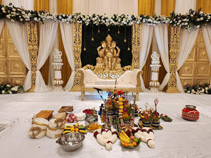 Vestíbulo de boda con tema tradicional Ganesha en Swing Entrada de Boda del Sur Columpio y Ganesha Tema vibrante Vestíbulo DE BODA Srilankan - Product Image 5