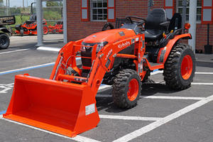 Moteur Kubota D1105 (3 cylindres, refroidissement liquide, diesel E-TVCS) d'occasion pour tracteurs agricoles utilitaires Kubota B2601 à vendre - Product Image 5
