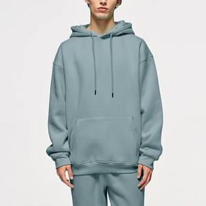 Ensemble survêtement en molleton de haute qualité pour hommes, streetwear d'hiver populaire, vente en gros, survêtement personnalisé uni avec short - Product Image 1