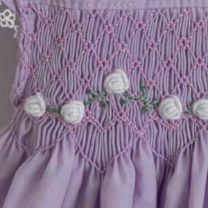 Vestido de lino suave hecho a mano para niñas pequeñas, estilo informal para el primer cumpleaños de niños pequeños, OEM hecho en Vietnam - Product Image 6