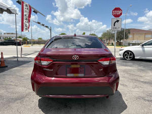 Sedán Compacto Ultra-Lujo Usado 2024, Transmisión Automática, Eficiente en Combustible, 4 Puertas, 7 Asientos, Techo Panorámico, Alta Calidad - Product Image 5