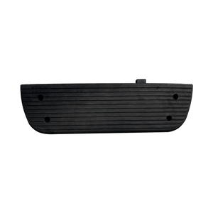 แผ่นปิดสปีดบัมพ์ PVC สะท้อนแสง ขนาด 90 x 25 ซม. สำหรับความปลอดภัยบนถนน สปีดบัมพ์เหล็ก 3 ช่อง สำหรับใช้บนถนน - Product Image 2