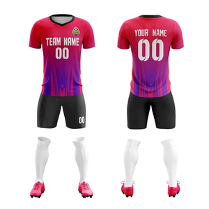 Ensemble d'uniformes de football d'hiver de haute qualité 100% Polyester Maillot et short à séchage rapide Conception personnalisable - Product Image 2