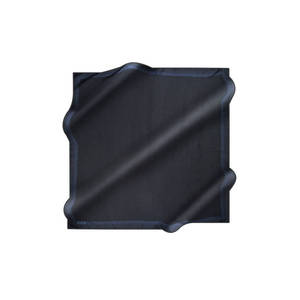 ผ้าพันคอสี่เหลี่ยมผ้าไหมซาตินสีน้ำเงินเข้มดีไซน์หรูหรายาวปานกลาง - Product Image 1