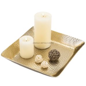 Plateau de service rectangulaire argenté élégant avec poignées élégantes et finition lisse idéal pour les réceptions haut de gamme et la décoration intérieure - Product Image 6