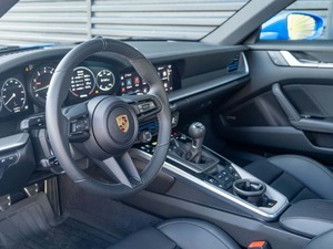 2024 pour 911 Carrera S Turbo Coupé Automatique Gauche RWD Pneus R20 Intérieur Sombre Cuir Sièges Électriques 4 Airbags Écran Tactile - Product Image 3