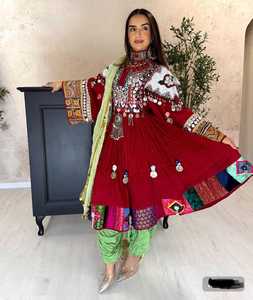 ชุดทางการของผู้หญิง Afghani ที่มีน้ำหนักเบาพร้อมการปักและตกแต่งลูกไม้สำหรับสุภาพสตรีโดย AA impex ผลิตอย่างมืออาชีพ - Product Image 2