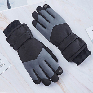 Gants de ski d'hiver imperméables Doublure douce et chaude Équipement de neige d'extérieur durable Ajustement confortable pour une utilisation par temps froid Avec une haute qualité - Product Image 2